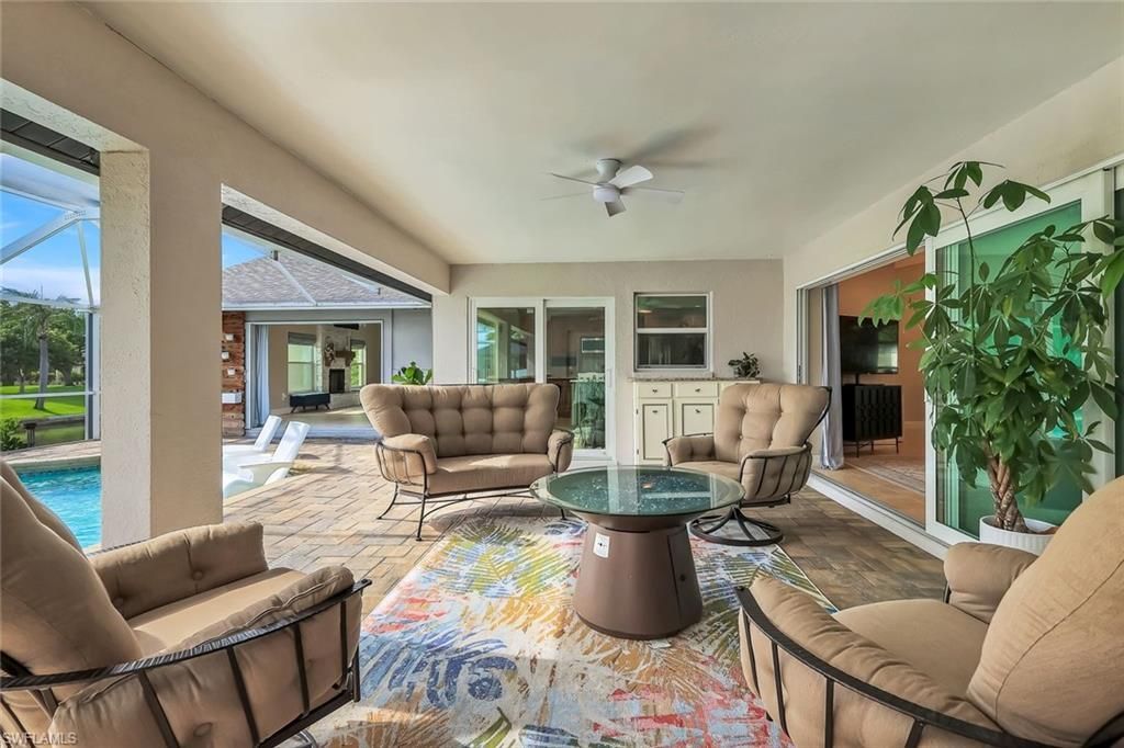 204 SE 20th Pl , Cape Coral, FL 33990 Photo