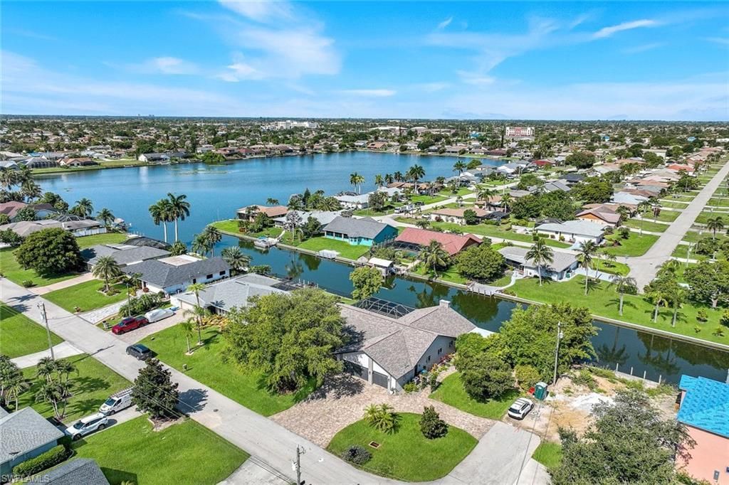 204 SE 20th Pl, Cape Coral, FL 33990 Photo