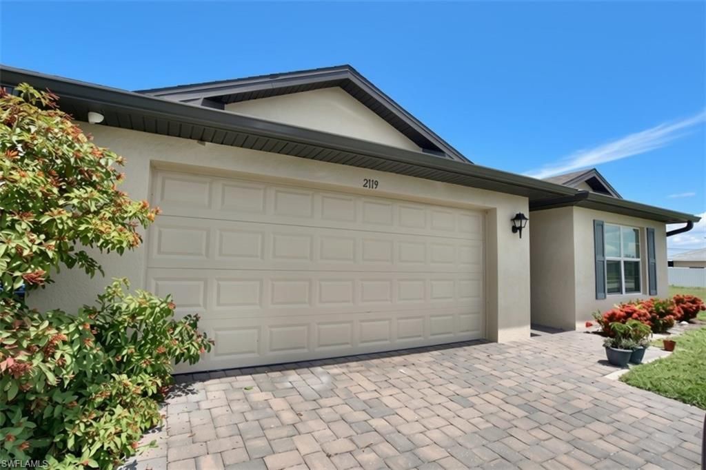 2119 NE 6th Pl, Cape Coral, FL 33909 Photo