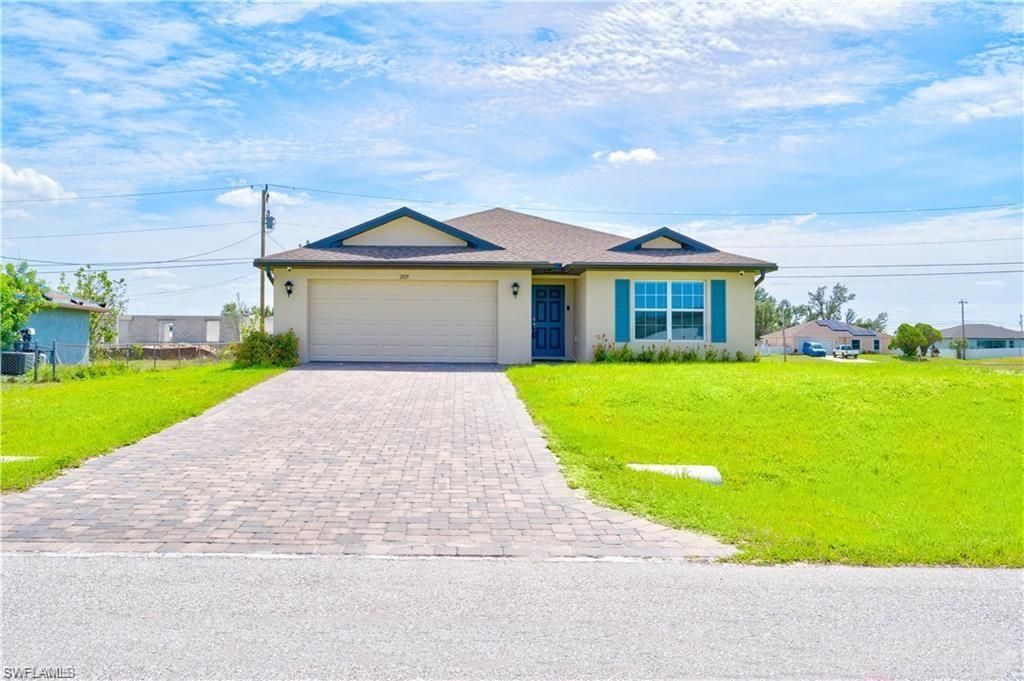 2119 NE 6th Pl, Cape Coral, FL 33909 Photo