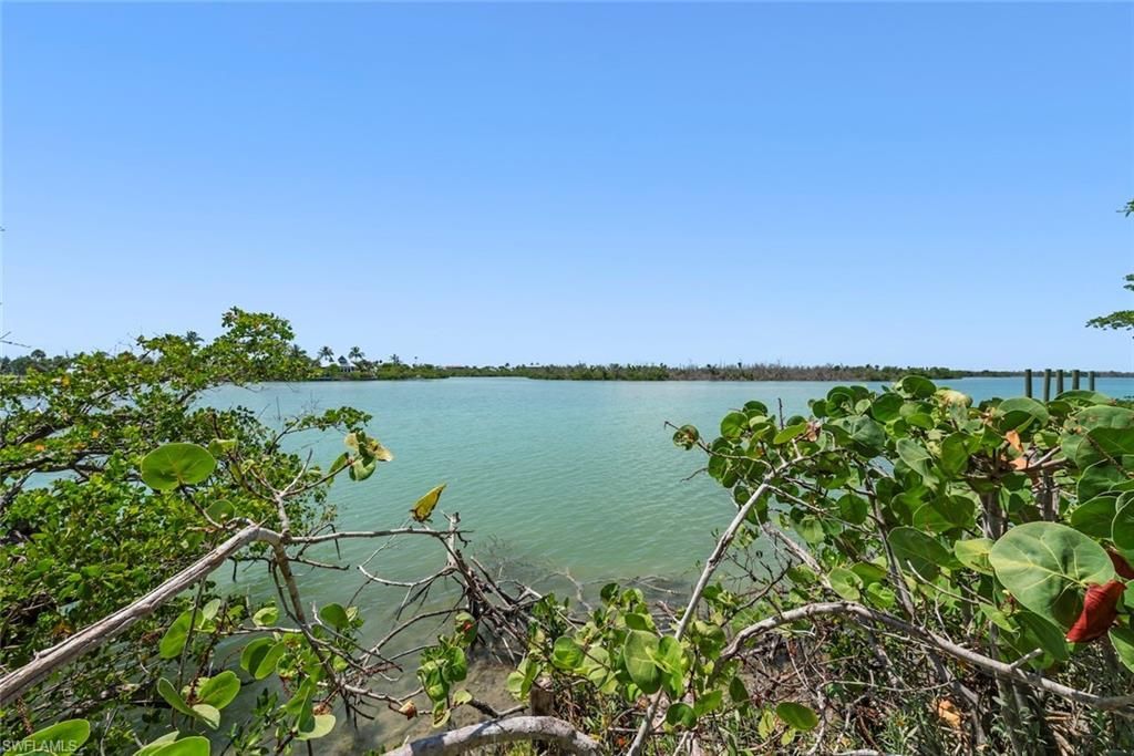 2539 Coconut Dr , Sanibel, FL 33957 Photo