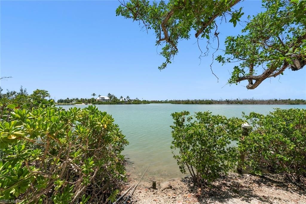 2539 Coconut Dr , Sanibel, FL 33957 Photo