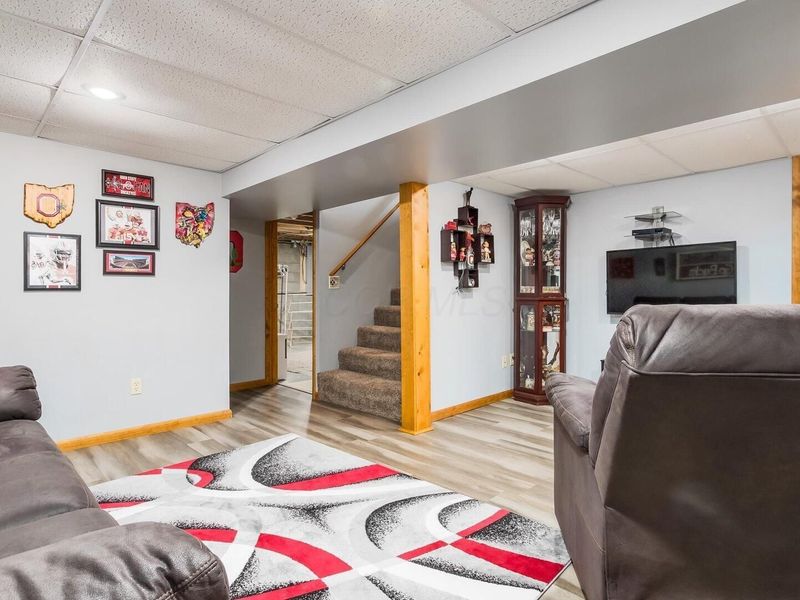 6651 Purity Road NE, Saint Louisville, OH 43071 Photo 17