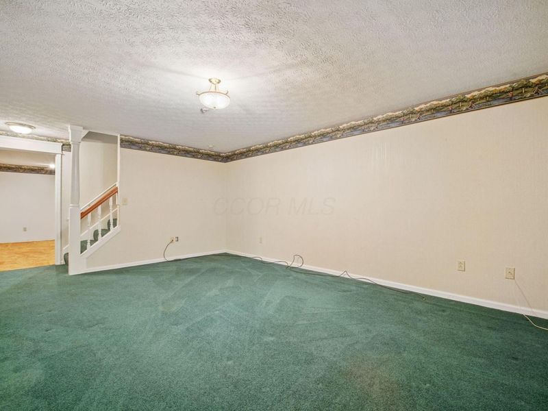 263 Clark Drive , Circleville, OH 43113 Photo 21