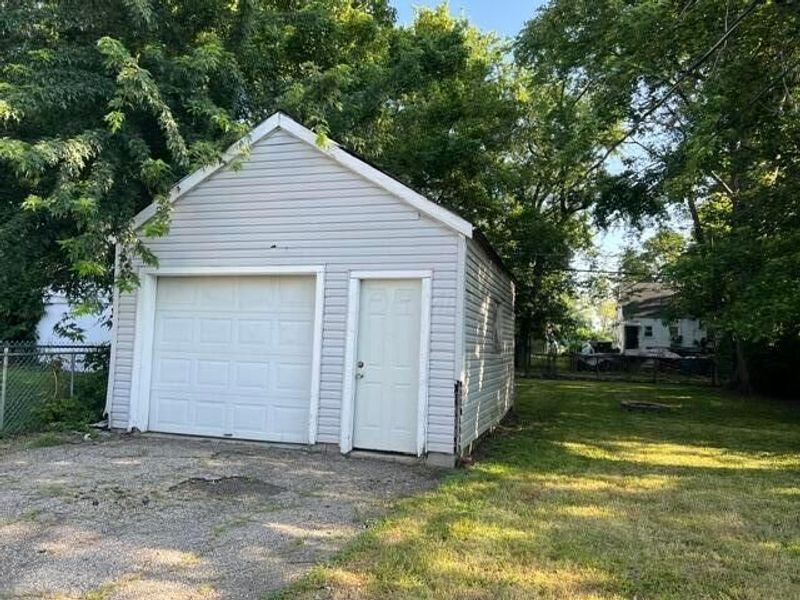 2854 E 11th Avenue, Columbus, OH 43219 Photo 14