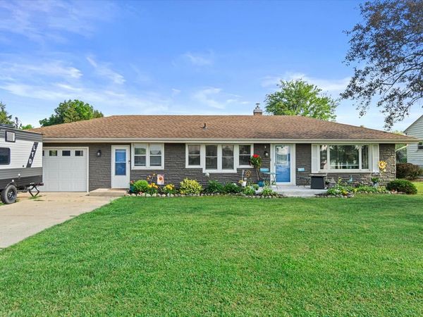 26727 Denoon ROAD, Wind Lake, WI 53185