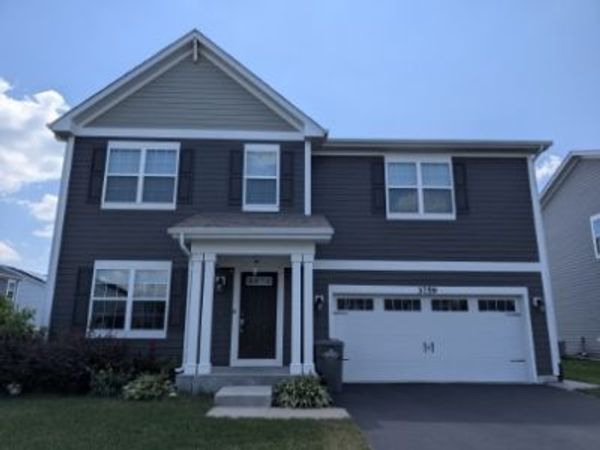 3759 Saint James Court , Elgin, IL 60124