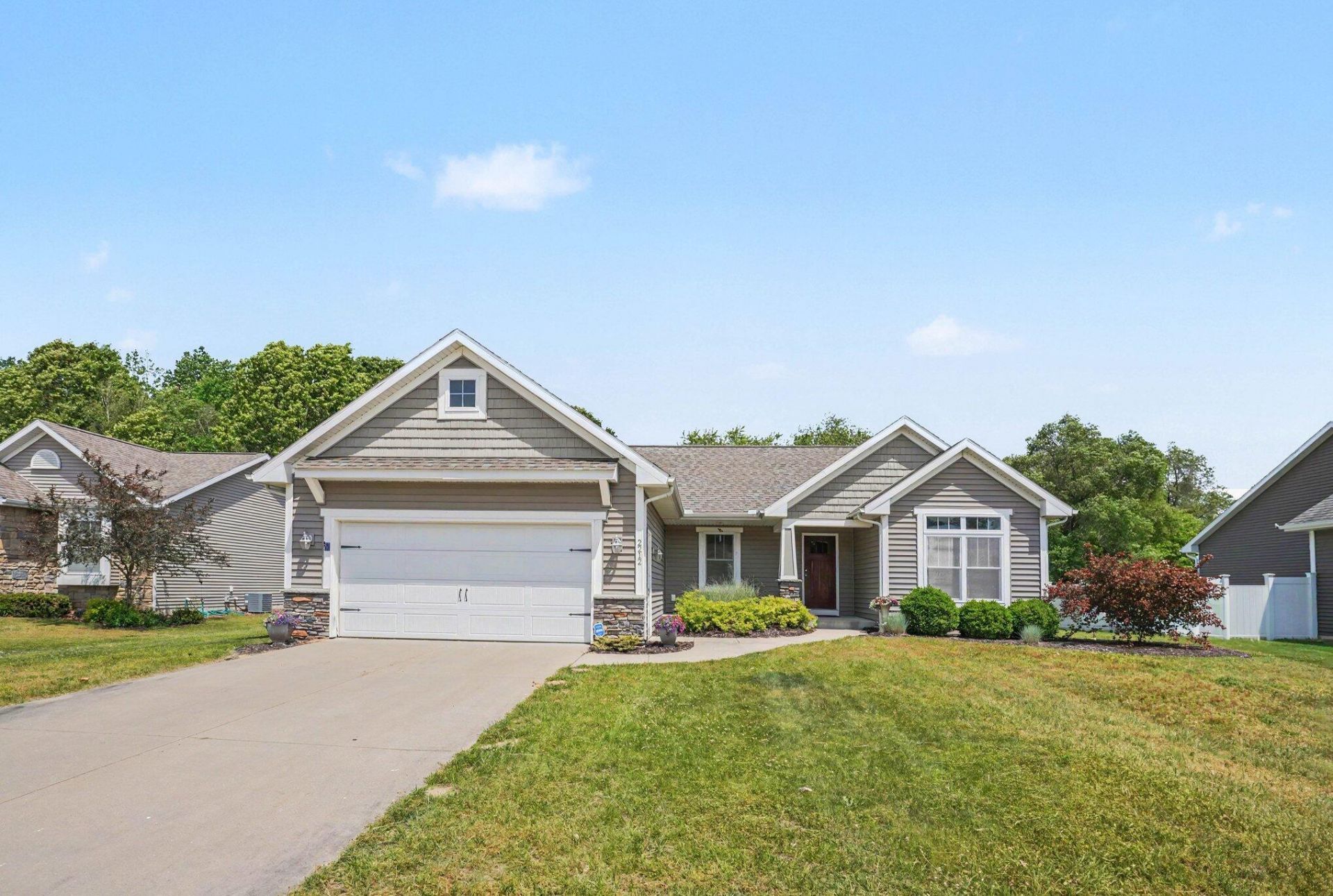 2212 Oakland Farms Trail, Portage, MI 49024 Main Photo