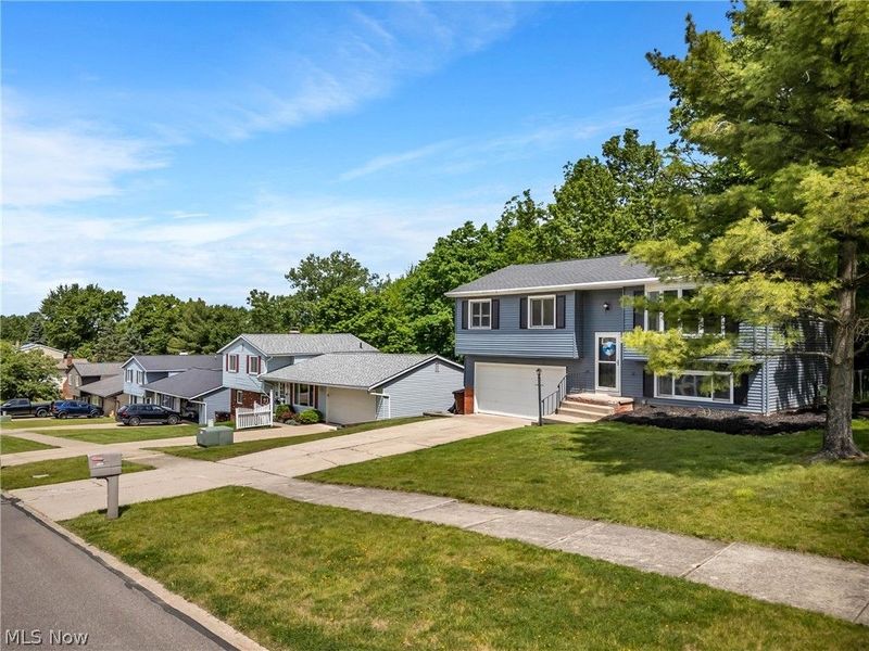 9412 Munich Drive, Parma, OH 44130 Photo 3