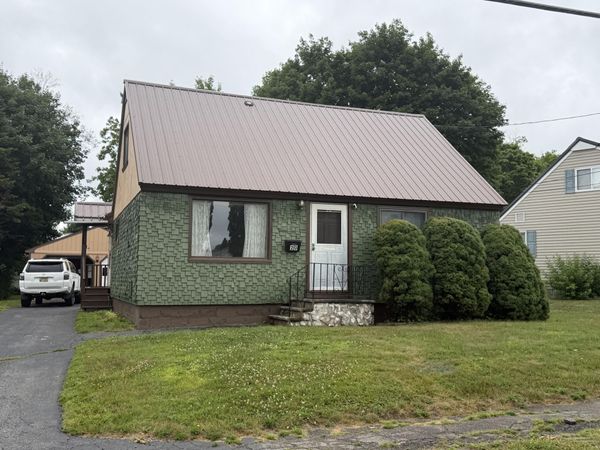 20 Park Street, East Millinocket, ME 04430