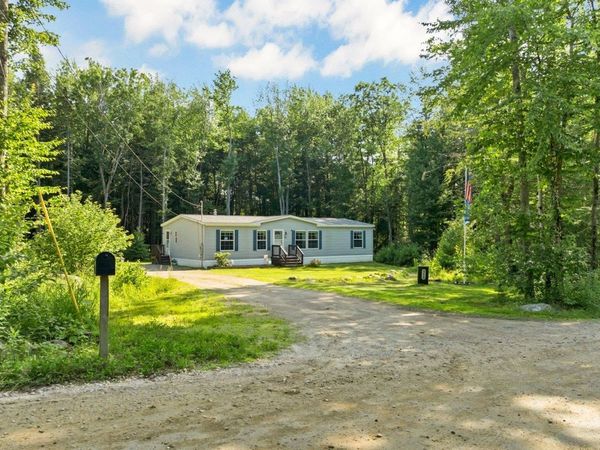 954 Ten Rod Road, Farmington, NH 03835