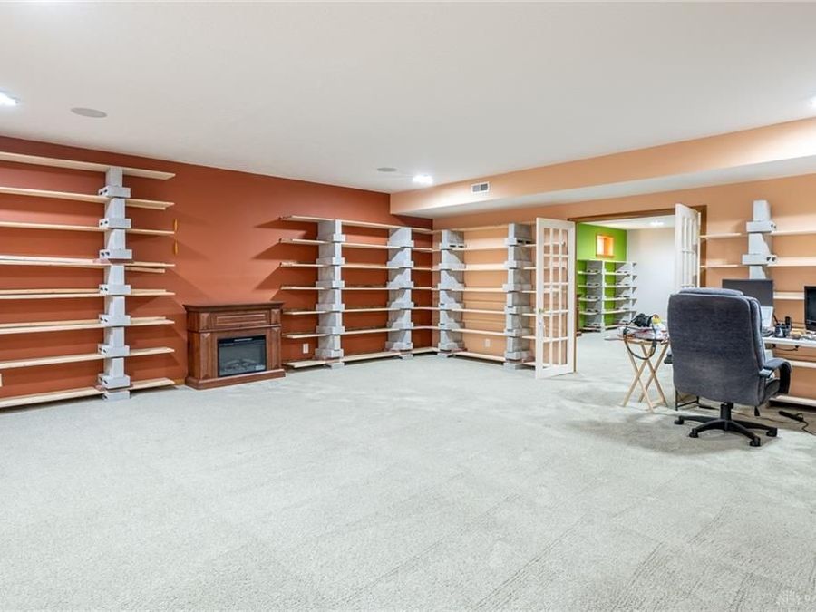 Property Image 32