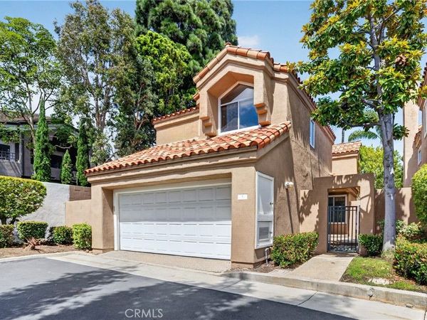 1 Cormorant Circle, Newport Beach, CA 92660