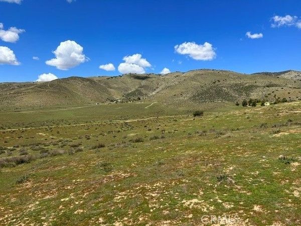 6931 Sierra, Agua Dulce, CA 91390