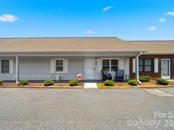 115 23rd Street NW, Unit 25, Hickory, NC 28601