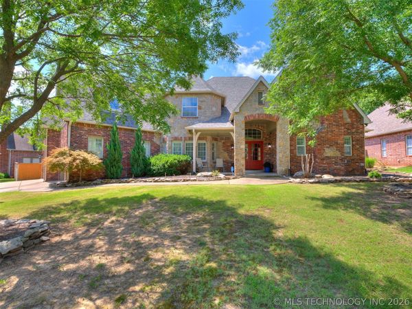 6536 E 83rd Place, Tulsa, OK 74133