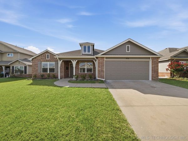 4018 W 105th Street S, Jenks, OK 74037