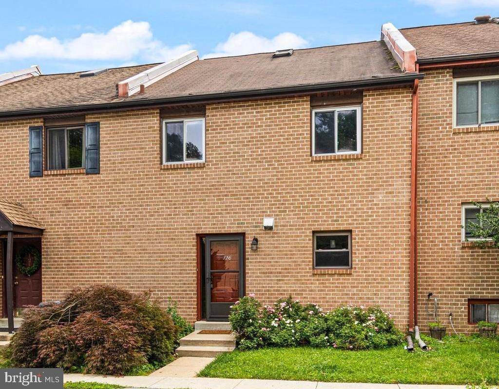 126 EATON DRIVE , WAYNE, PA 19087