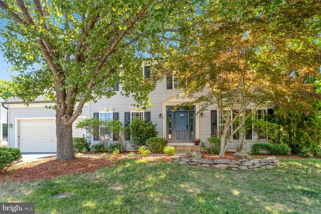 17701 Avenel Lane, Dumfries, VA 22026 Main Photo