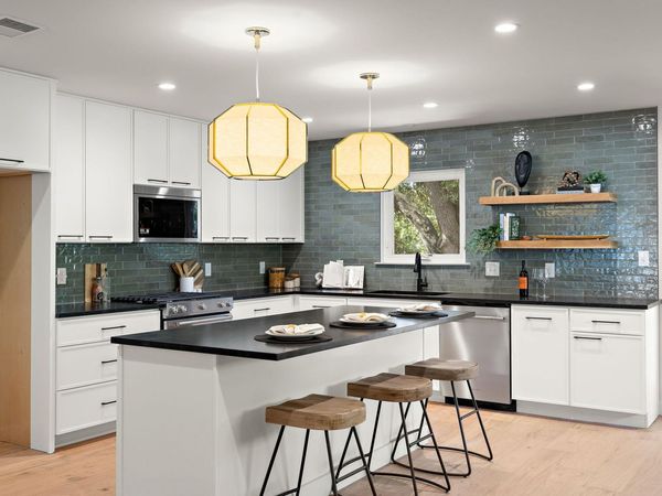 8102 Burrell DR, Austin, TX 78757