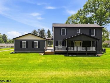 800 Country Club Road, Fairmont, WV 26554
