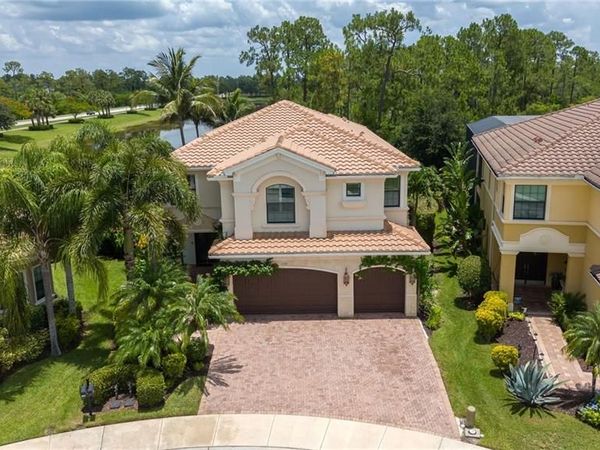 3335 Pacific DR, NAPLES, FL 34119