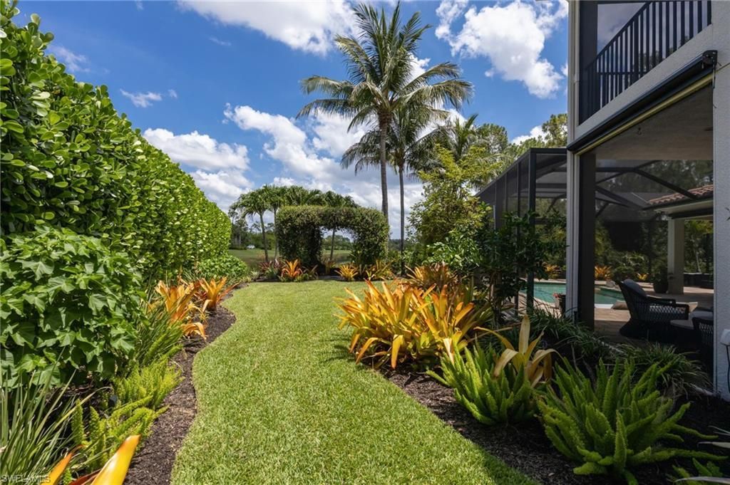 3335 Pacific Dr, Naples, FL 34119 Photo
