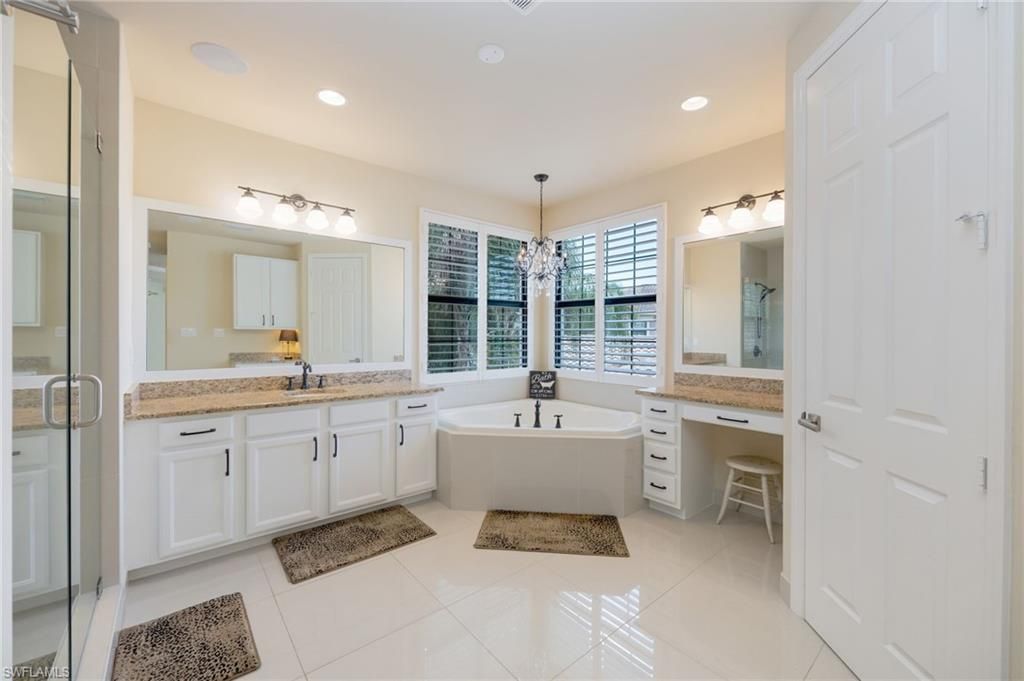 3335 Pacific Dr, Naples, FL 34119 Photo