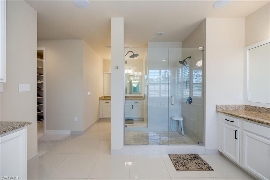 3335 Pacific Dr, Naples, FL 34119 Photo