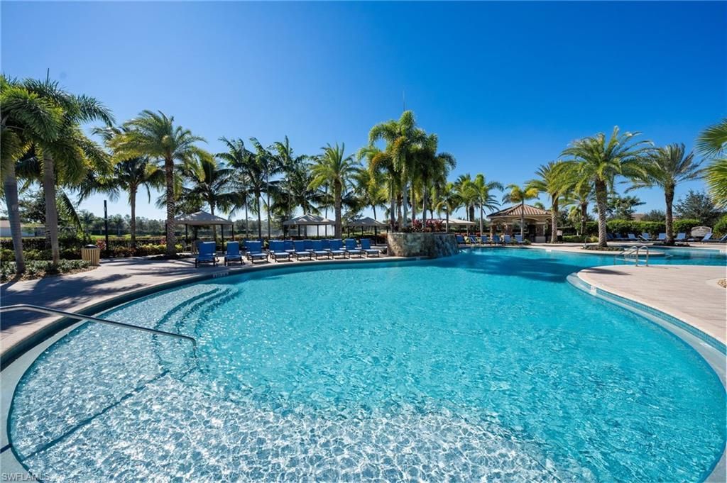 3335 Pacific Dr, Naples, FL 34119 Photo