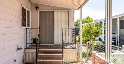 49 Yefim Way #49, Roseville, CA 95661 Photo