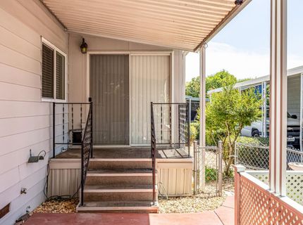 49 Yefim Way #49, Roseville, CA 95661 Photo