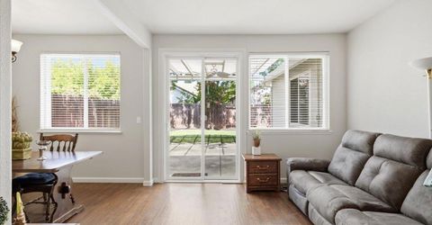 7957 Alpine View Dr, Roseville, CA 95757 Photo