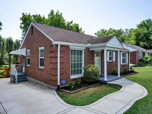 217 Ridgeway Dr , Nashville, TN 37214