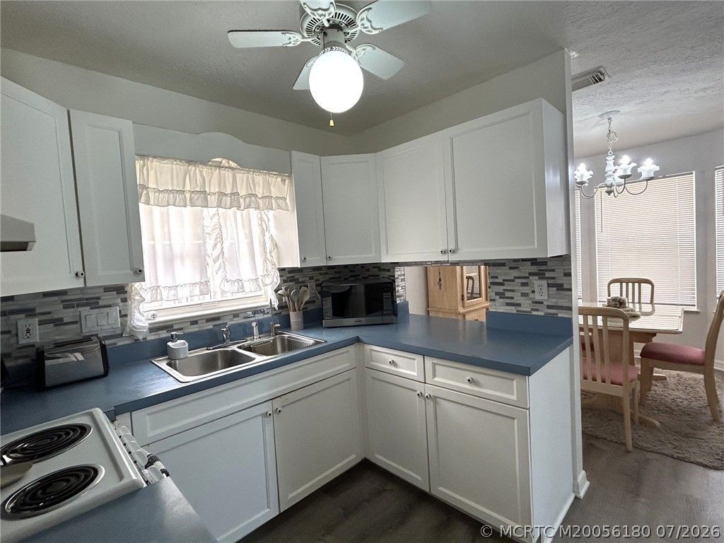 1154 Nettles Boulevard, Jensen Beach, FL 34957 Photo