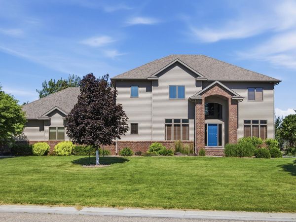 7019 Maple Lane , Horace, ND 58047