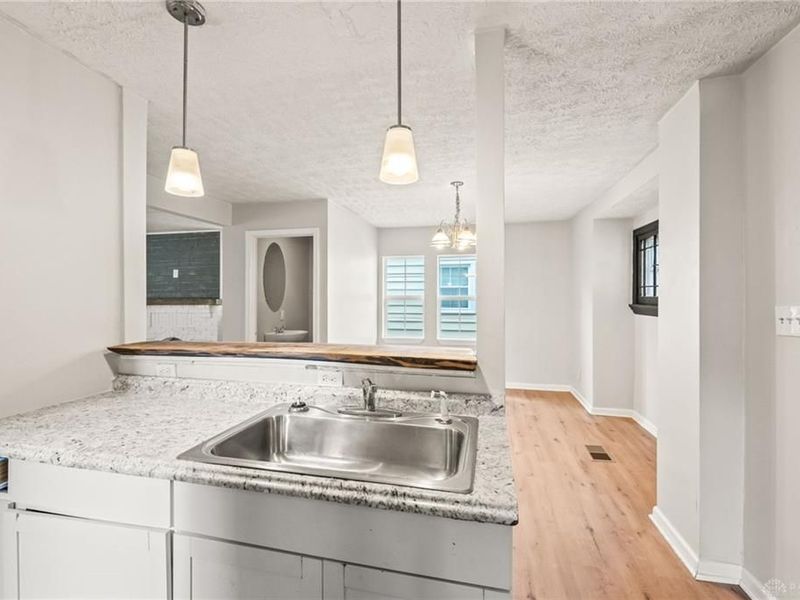 4020 Old Riverside Drive, Dayton, OH 45405 Photo 12