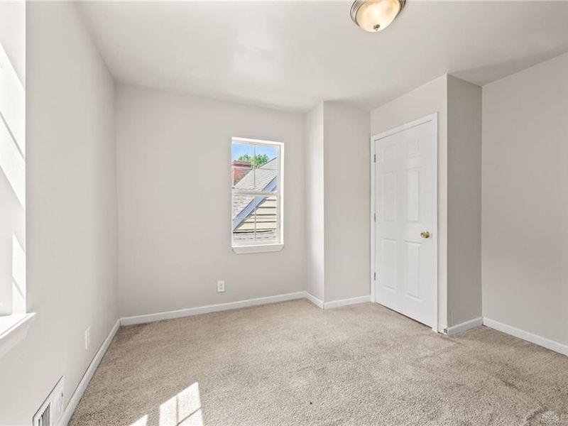 4020 Old Riverside Drive, Dayton, OH 45405 Photo 22