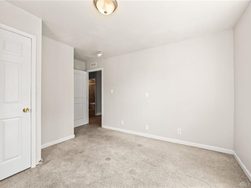 4020 Old Riverside Drive, Dayton, OH 45405 Photo 23
