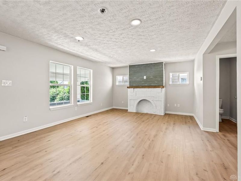 4020 Old Riverside Drive, Dayton, OH 45405 Photo 5