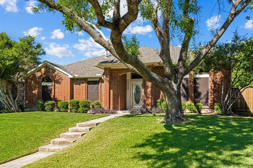 4219 Harvest Point Drive, Carrollton, TX 75010 Main Photo