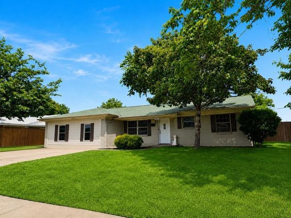 13706 Janwood Lane, Farmers Branch, TX 75234