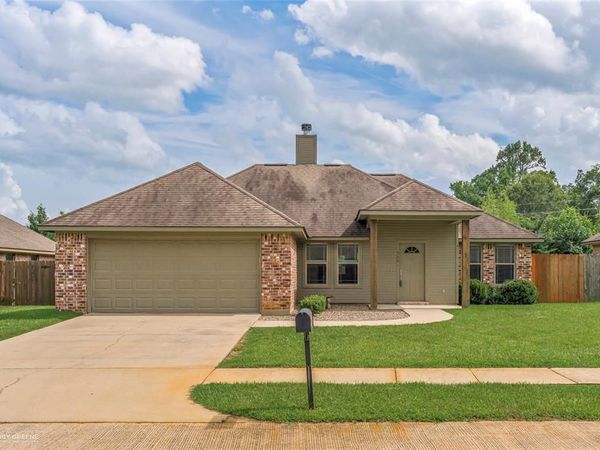 520 Big Red Circle, Haughton, LA 71037