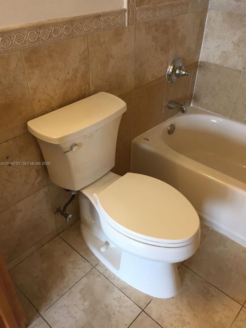 600 Three Islands Blvd, Unit 1218, Hallandale Beach, FL 33009 Photo