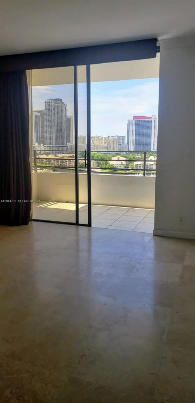 600 Three Islands Blvd, Unit 1218, Hallandale Beach, FL 33009 Photo