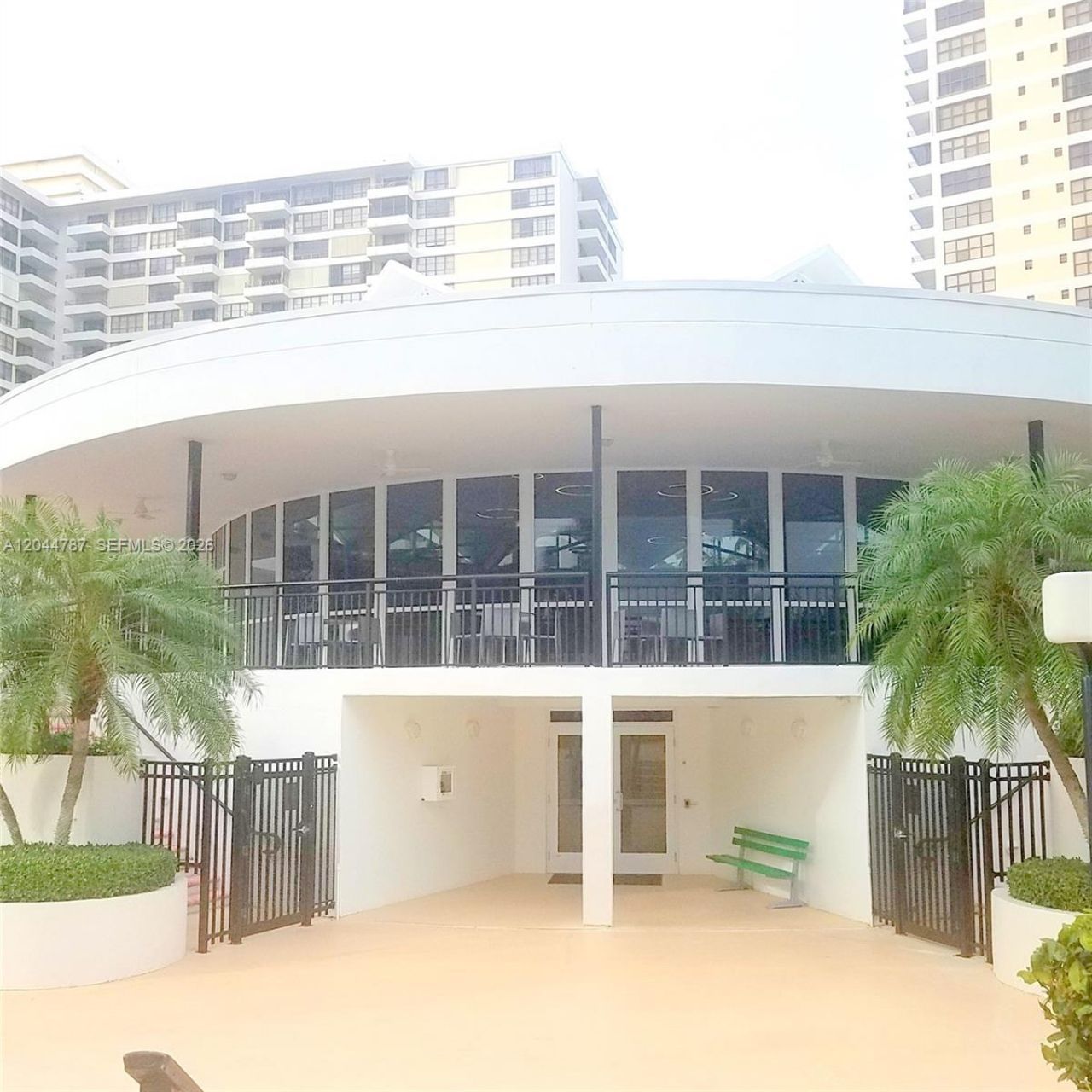 600 Three Islands Blvd, Unit 1218, Hallandale Beach, FL 33009 Photo