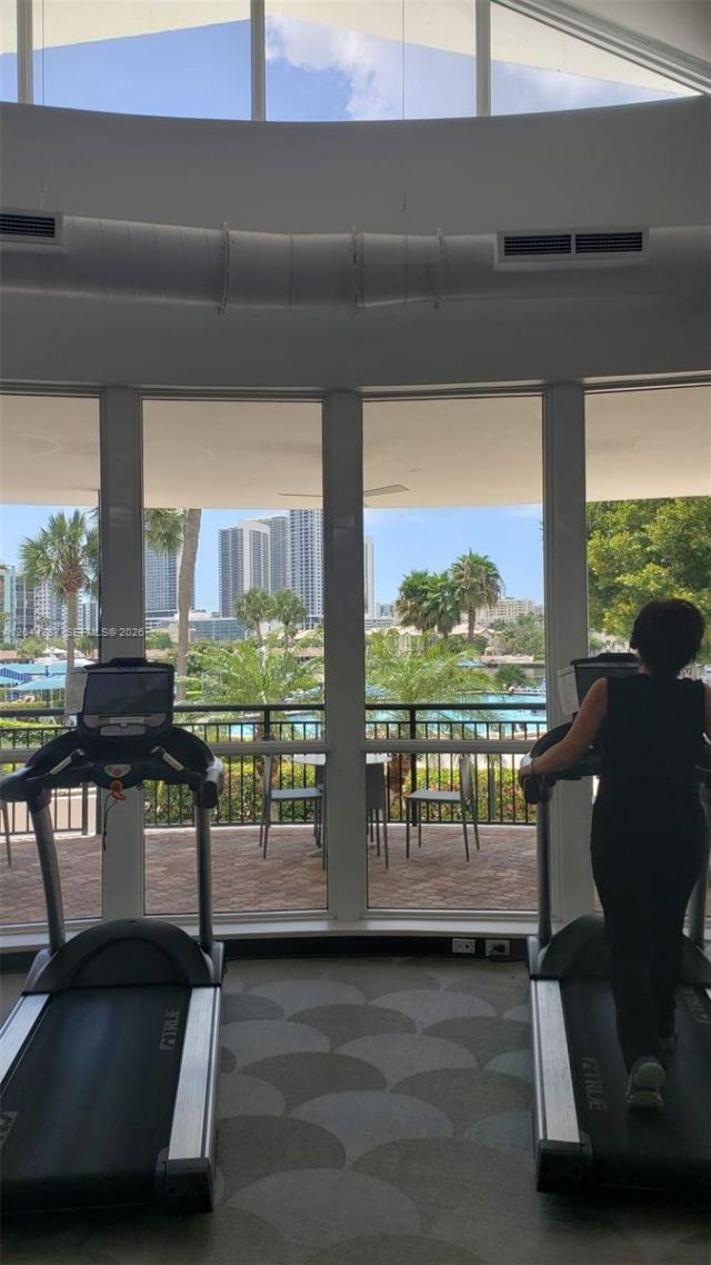600 Three Islands Blvd, Unit 1218, Hallandale Beach, FL 33009 Photo