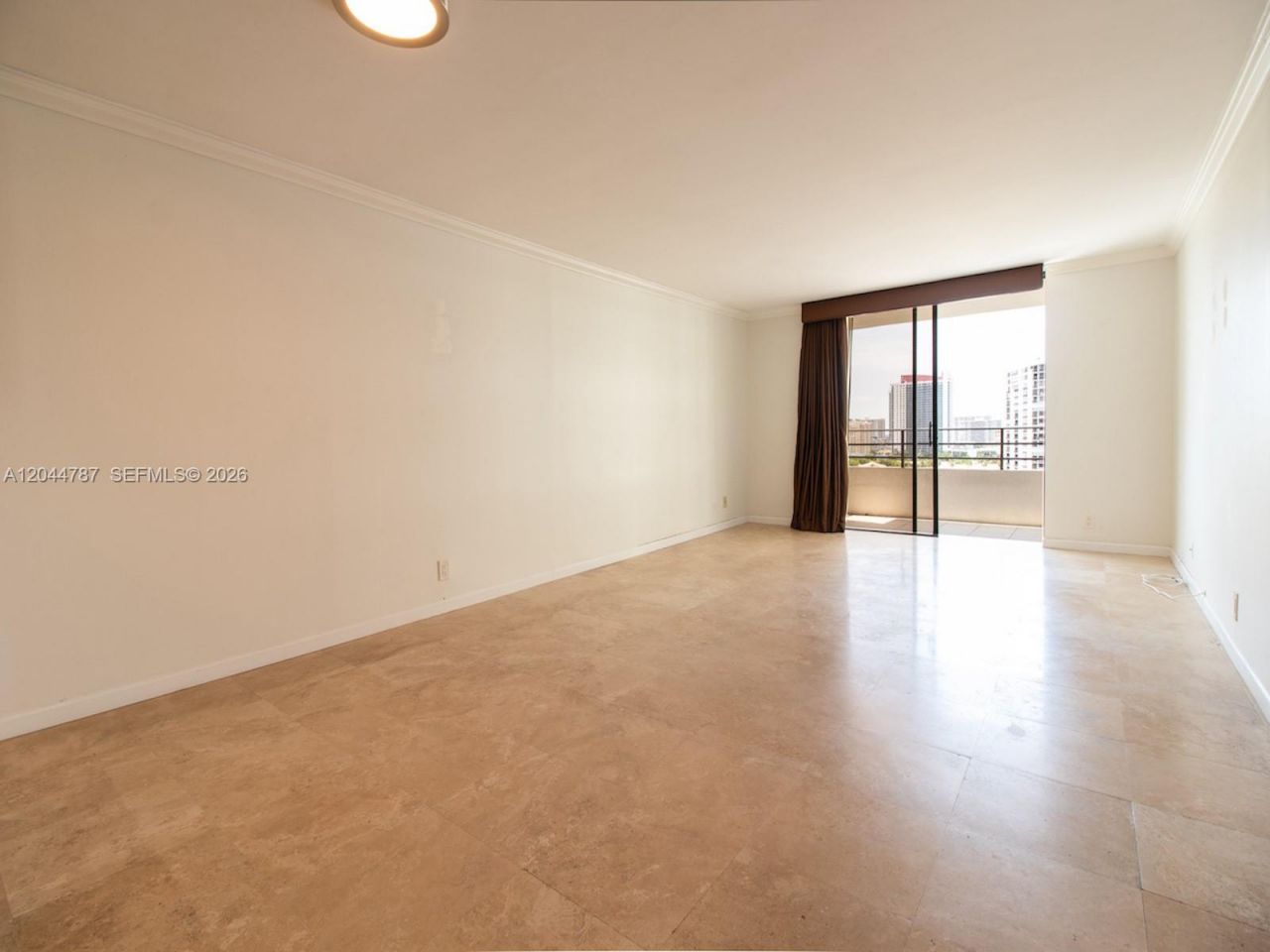 600 Three Islands Blvd, Unit 1218, Hallandale Beach, FL 33009 Photo