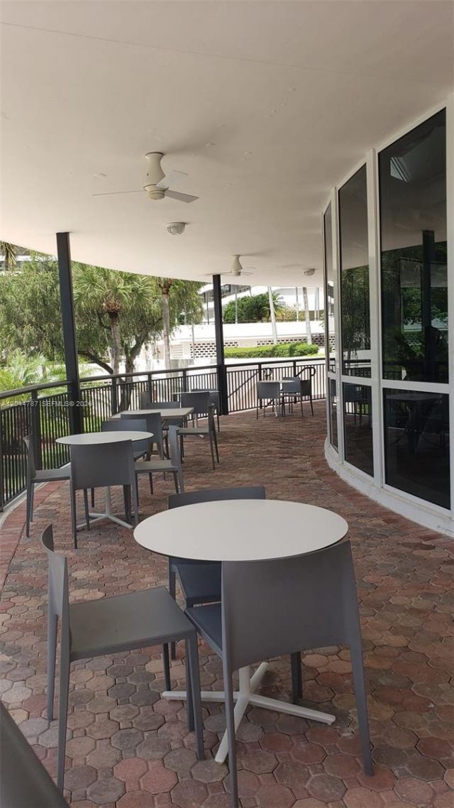 600 Three Islands Blvd, Unit 1218, Hallandale Beach, FL 33009 Photo