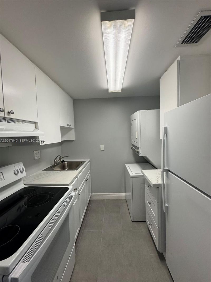 1933 SW 7th St , Unit 504, Miami, FL 33135 Photo